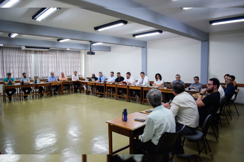 Docentes da SHSST se reúnem em colóquio acadêmico com os professores da Dehoniana