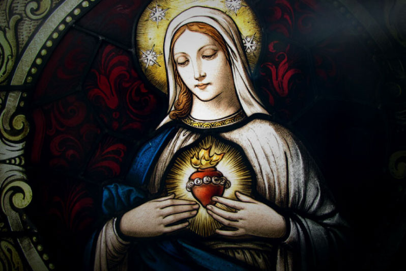 Maio: com Maria, no Espírito, ao Coração de Jesus