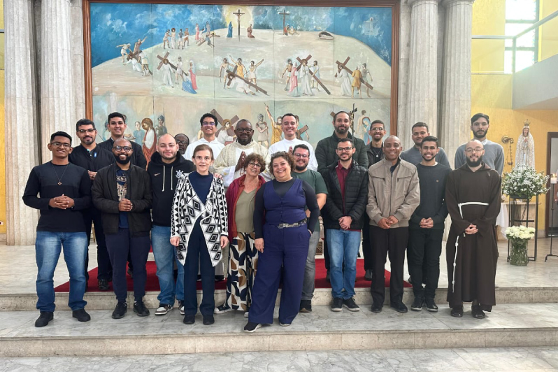Alunos de Filosofia realizam visita cultural em São Paulo