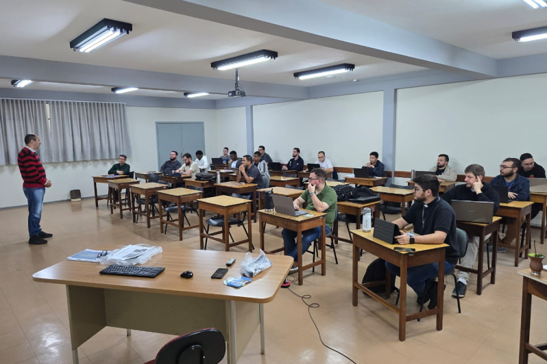 Dehoniana recebe apresentação do Projeto Universidade Cidadã