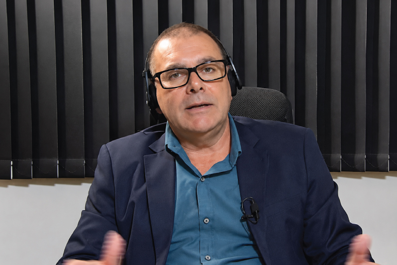 Professor da Dehoniana participa de cobertura das eleições 2026 na TV Canção Nova